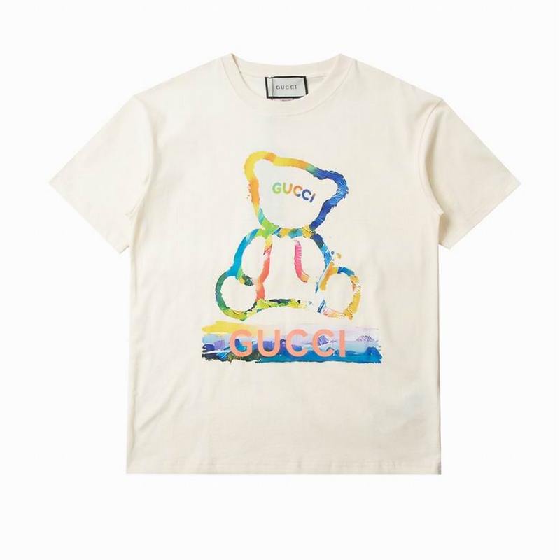 Gucci Men's T-shirts 131